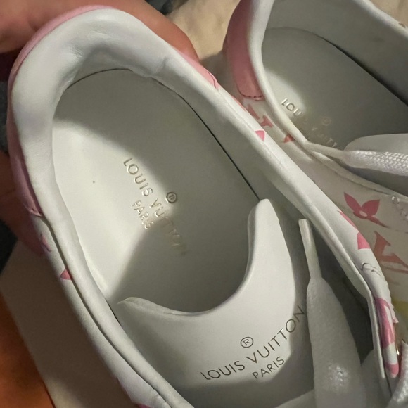 NIB Louis Vuitton Monogram Time Out Sneakers Size 39 - Picture 9 of 15